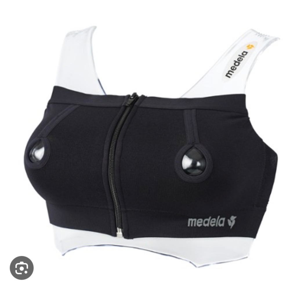 Medela Hands Free Nursing Bra, Medium